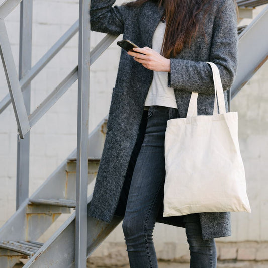 Complete The Day Tote Bag with Zipper - T Bhai