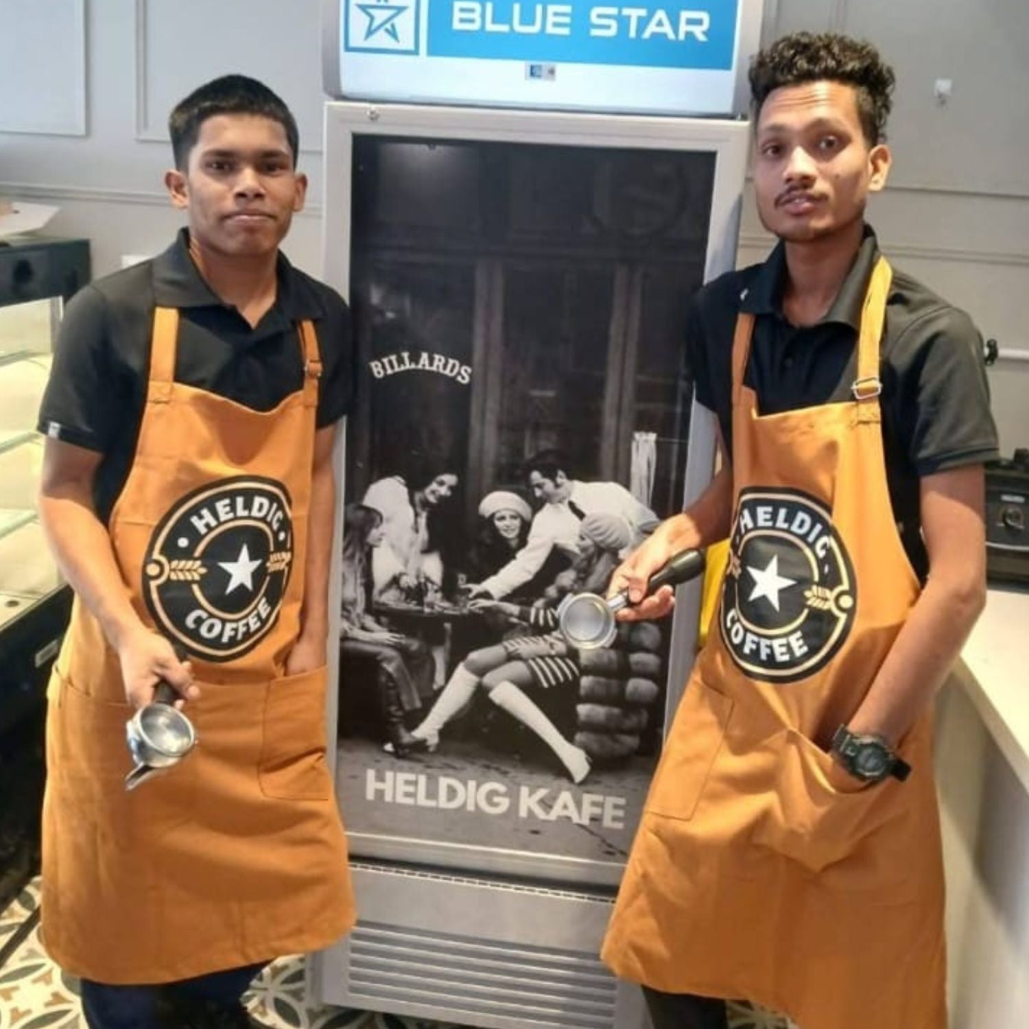 Custom Unisex Aprons | Personalize your Aprons - T Bhai